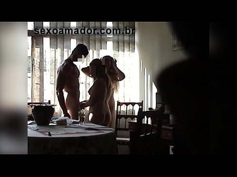 ❤️ Seks arkadaşlar dev bir adam ve onunla bir üçlü davet ️❌ Porno bizde ❌️❤